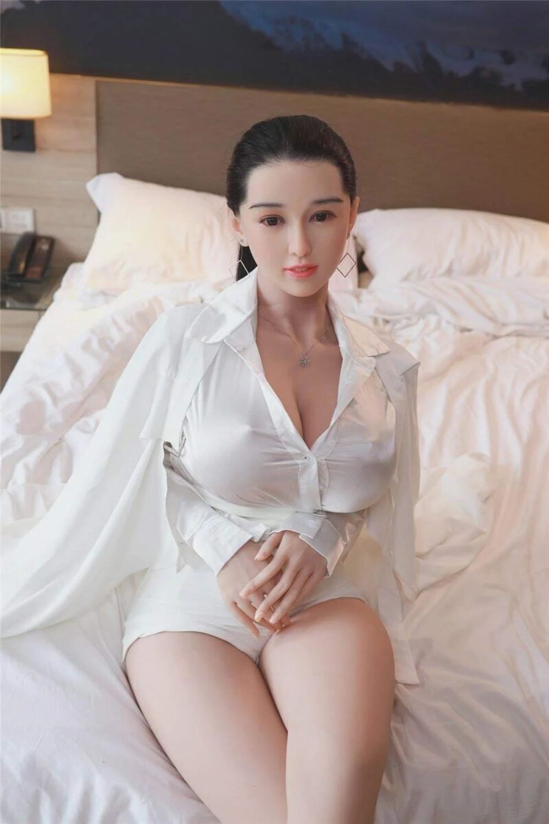 Jenny-sex-doll-11