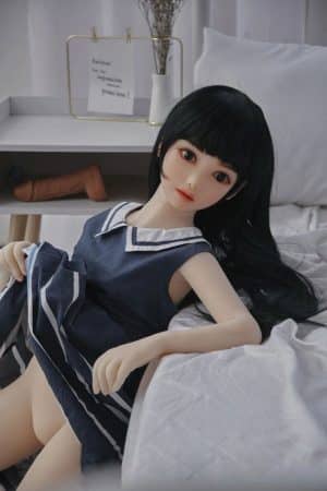Vera - секс-кукла с плоской грудью